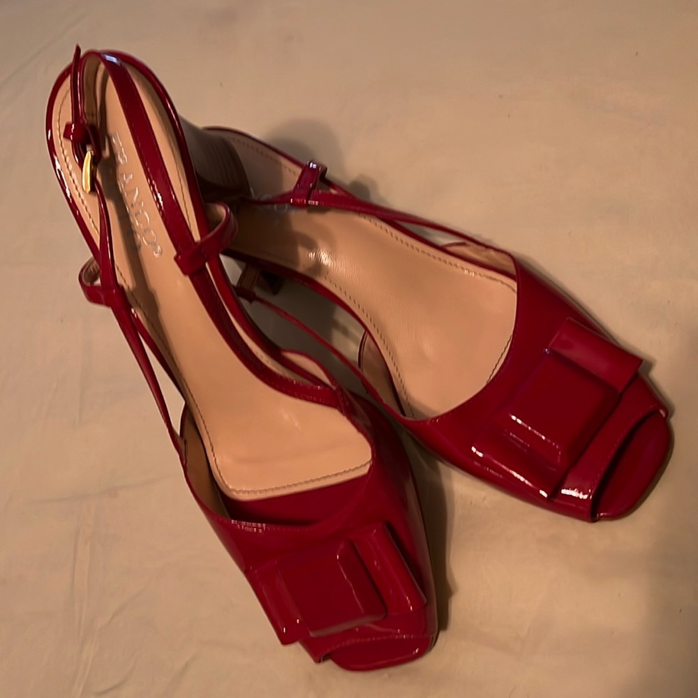 Ladies shoe